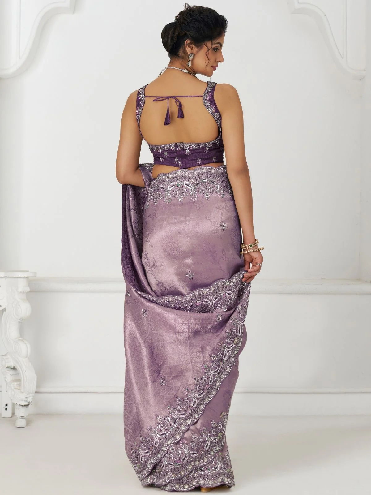 Odette Lavender Viscose Silk Embellished Saree For Women - Image 4