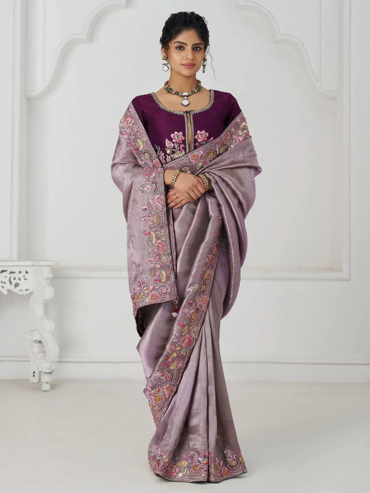 Odette Lavender Viscose Silk Embroidered Saree For Women - Image 3