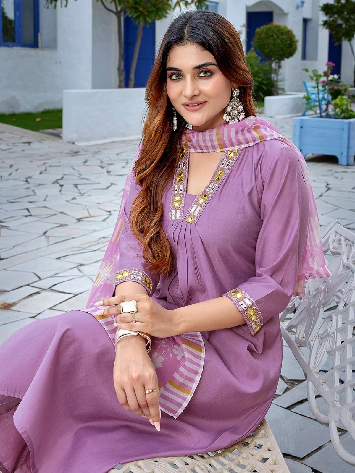 Odette Lavender Viscose Solid Stiched Kurta Set For Women - Image 4