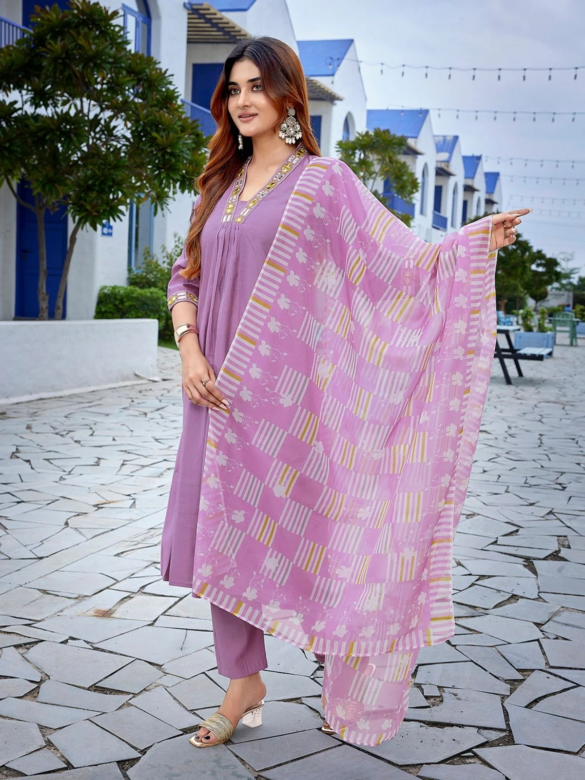 Odette Lavender Viscose Solid Stiched Kurta Set For Women - Image 6