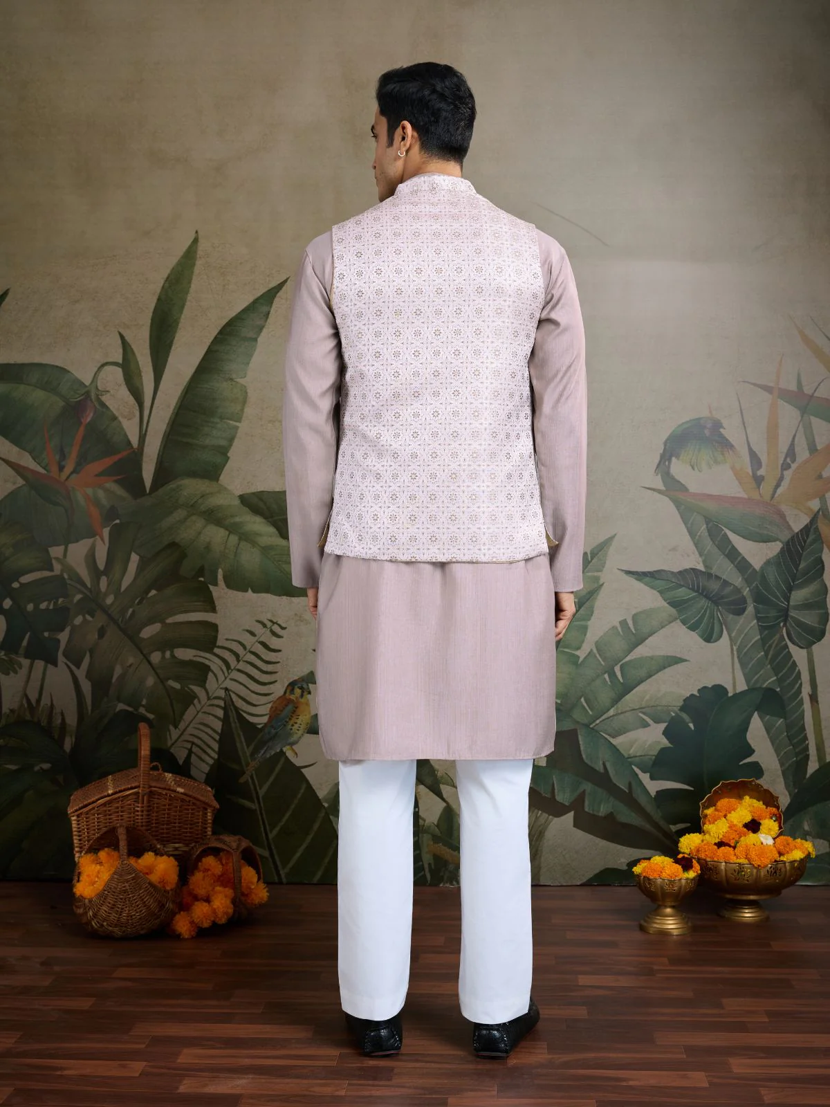 Odette Lavender Silk Blend Embellished Kurta For Men - Image 4