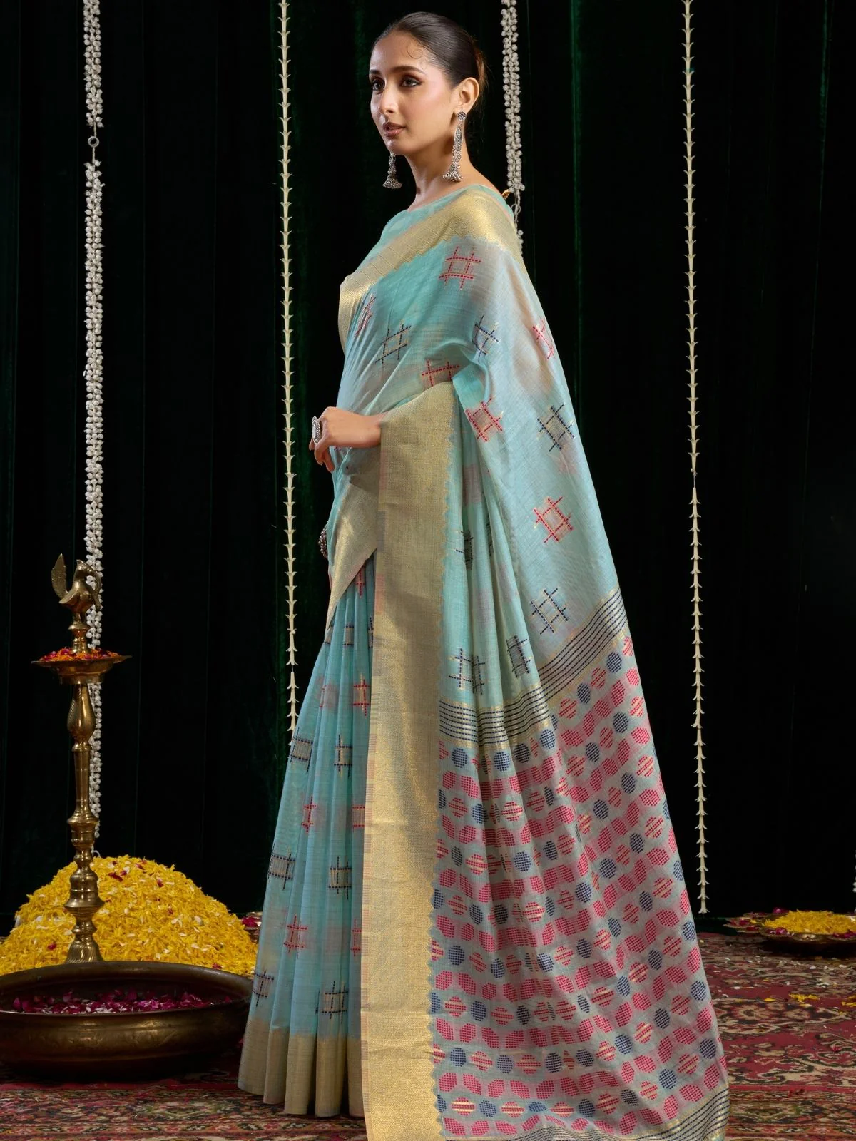 Odette Light Blue Cotton Blend Woven Saree For Women - Image 2