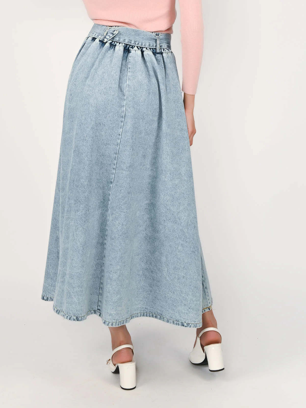 Odette Light Blue Denim Solid Skirt For Women - Image 4
