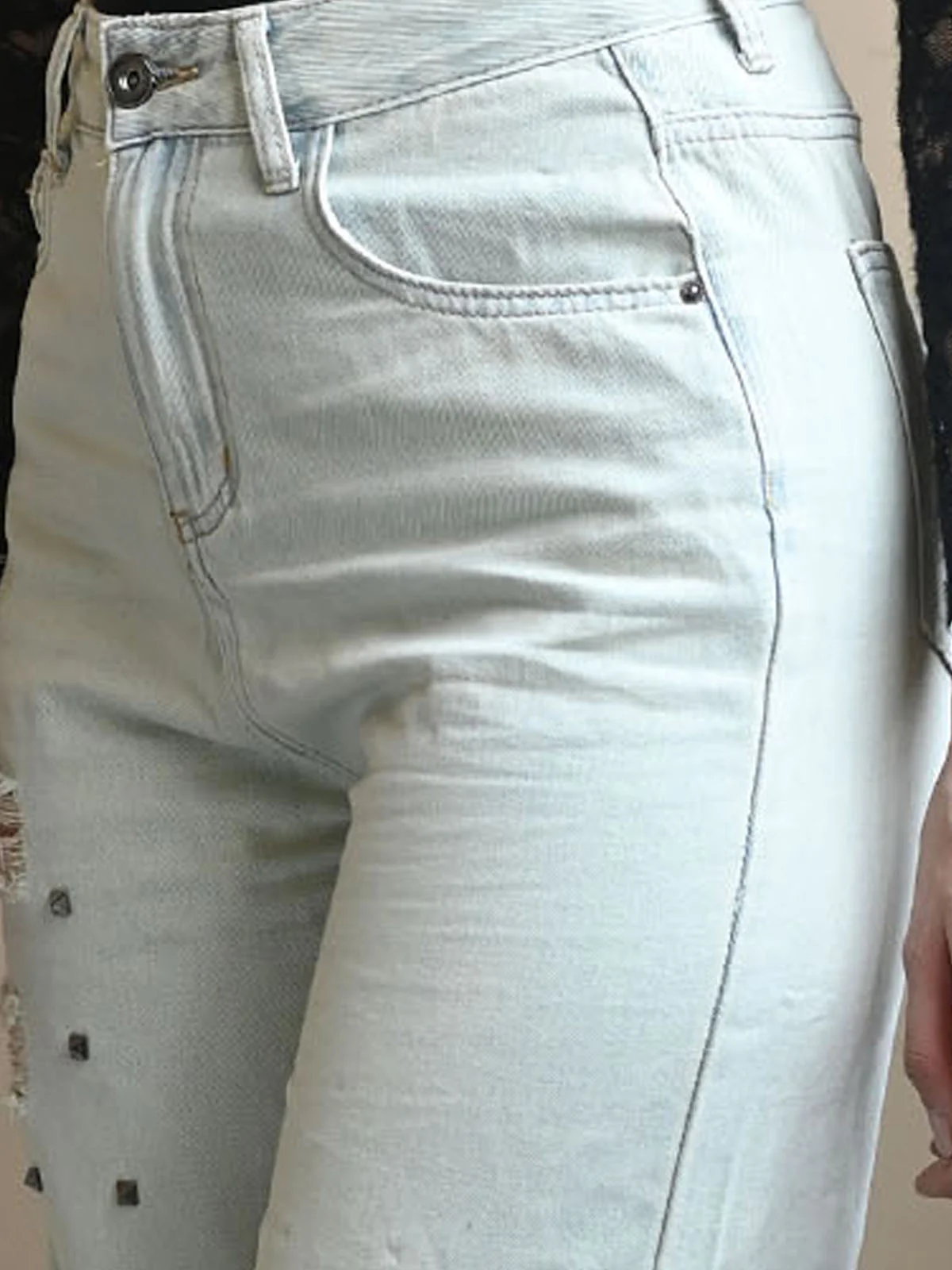 Odette Light Blue Denim Solid Trouser For Women - Image 5