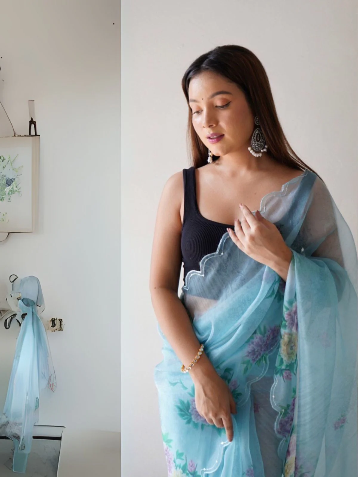 Odette Light Blue Organza Printed Saree With Unstitched Blouse For Women - Image 2