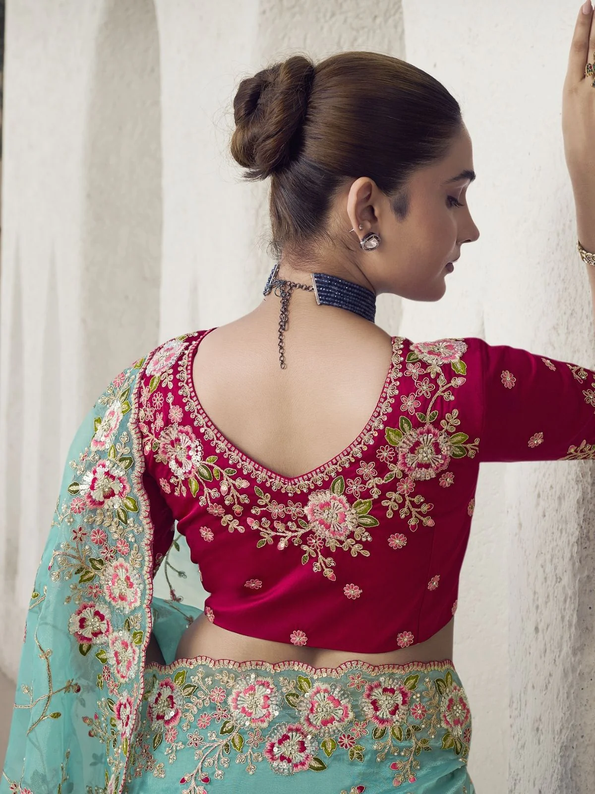 Odette Light Blue Georgette Embroidered Saree With Unstitched Blouse For Women - Image 3