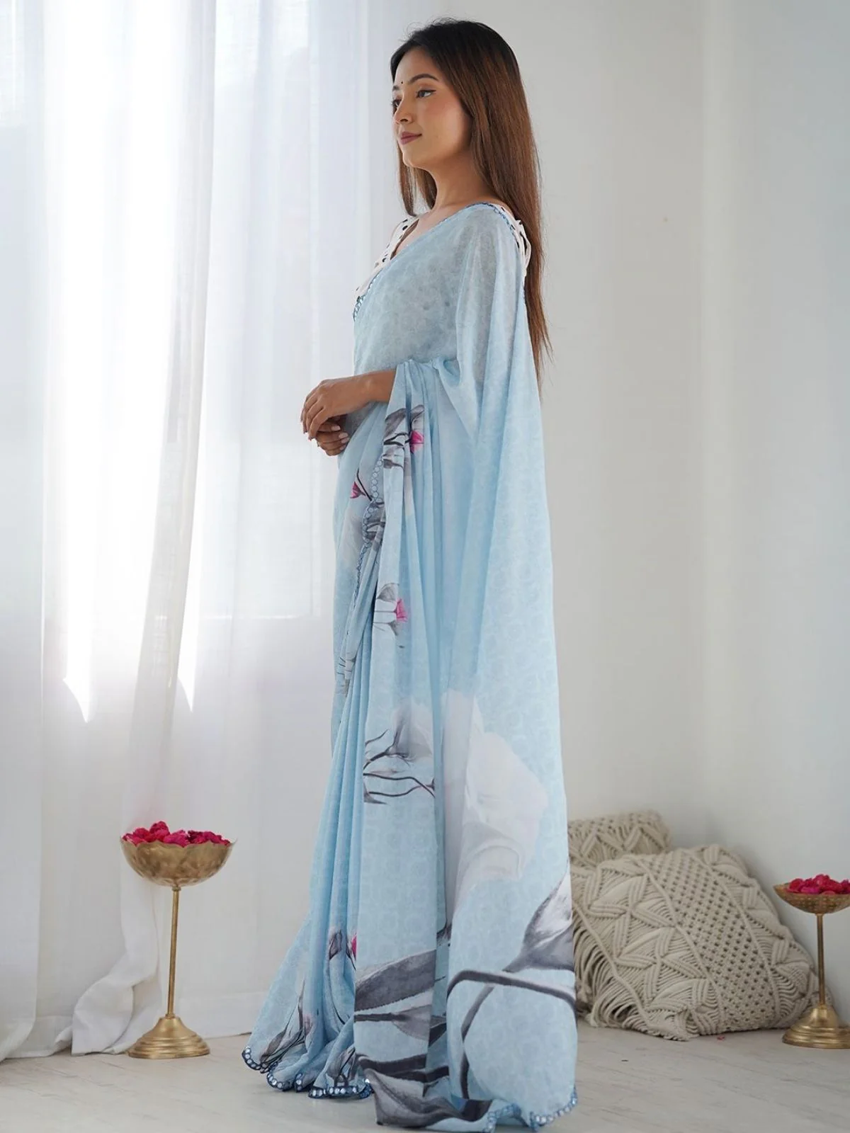 Odette Light Blue Silk Blend Floral Print & Cutwork Saree For Women - Image 2