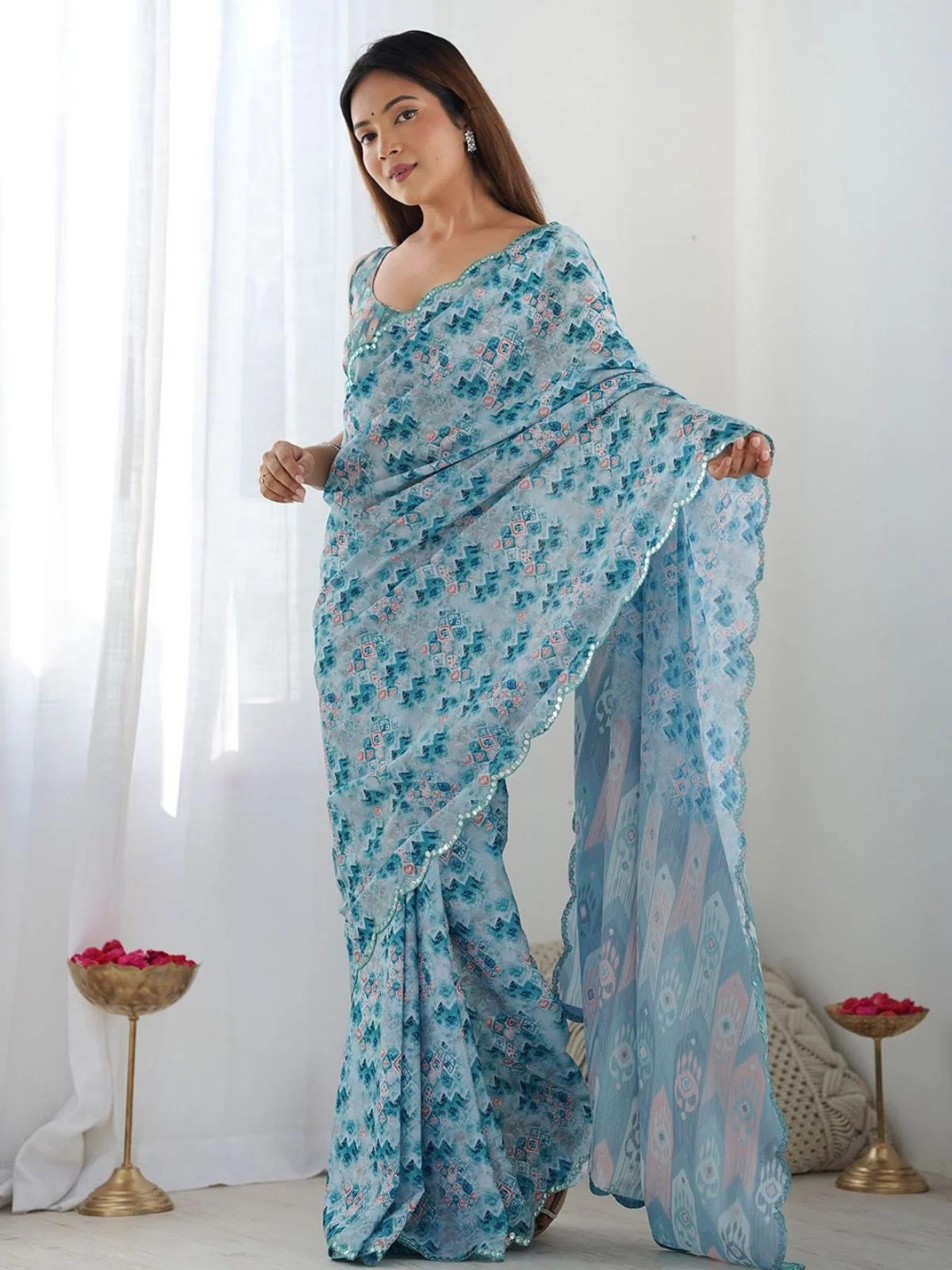 Odette Light Blue Silk Blend Floral Print & Cutwork Saree For Women - Image 2