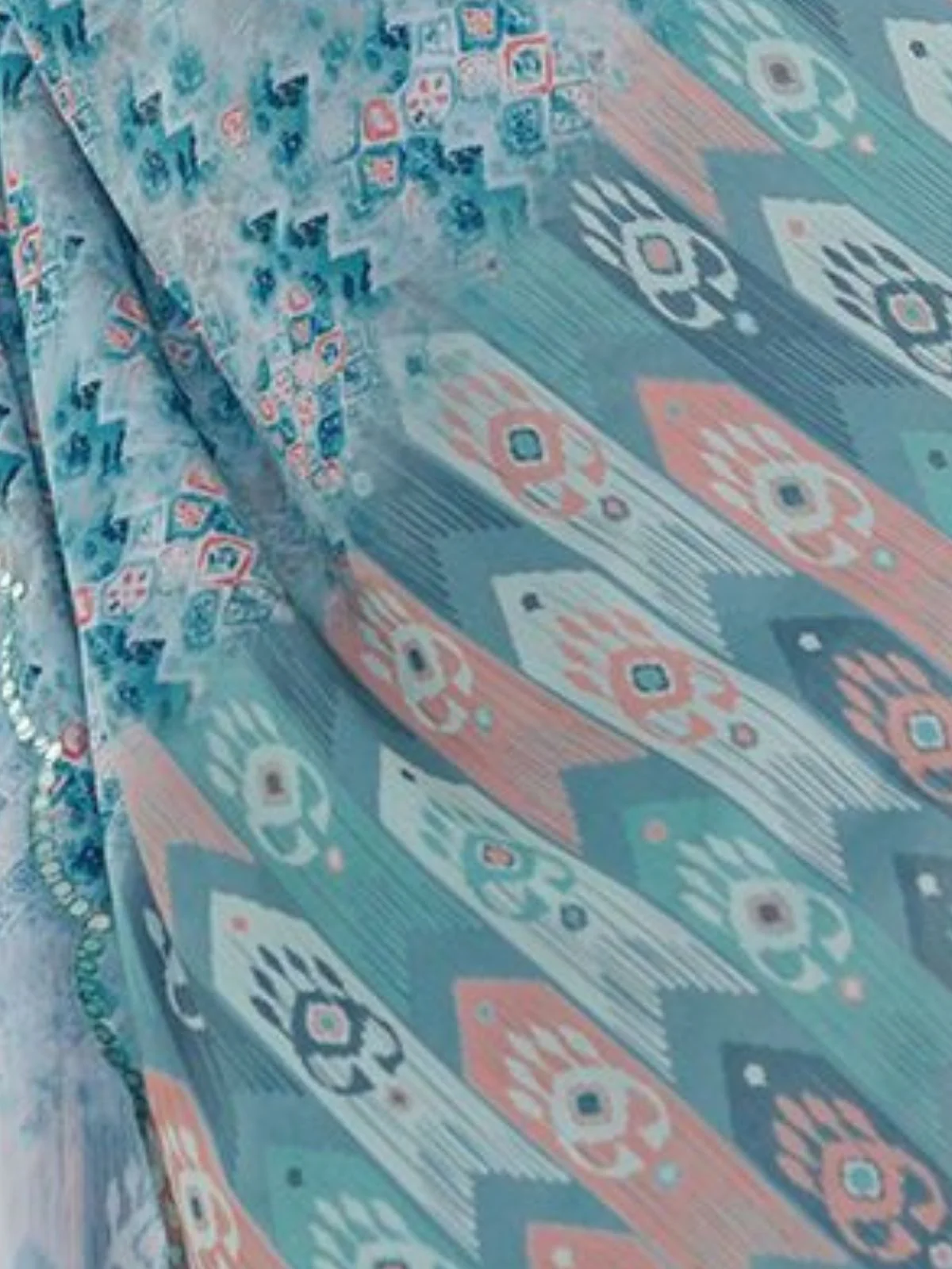 Odette Light Blue Silk Blend Floral Print & Cutwork Saree For Women - Image 5