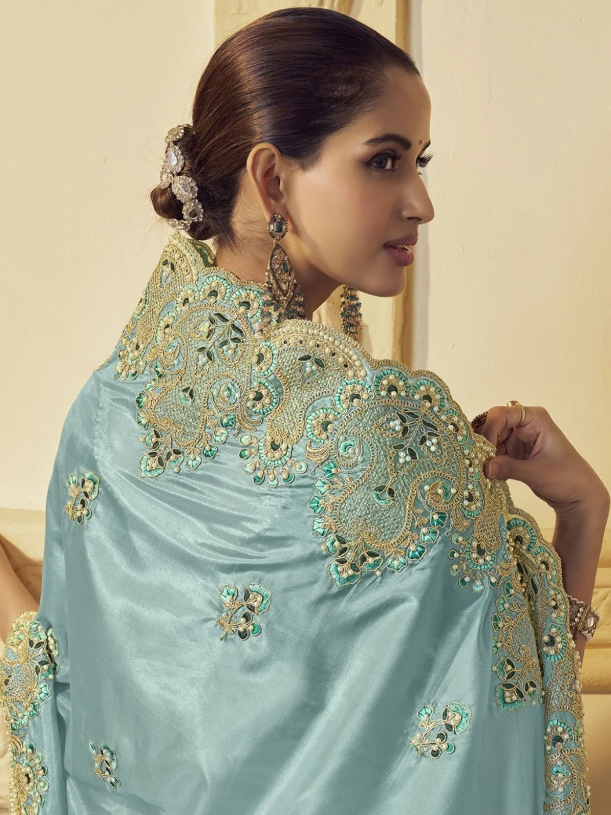 Odette Light Green Georgette Embroidered Elegant Saree For Women - Image 3