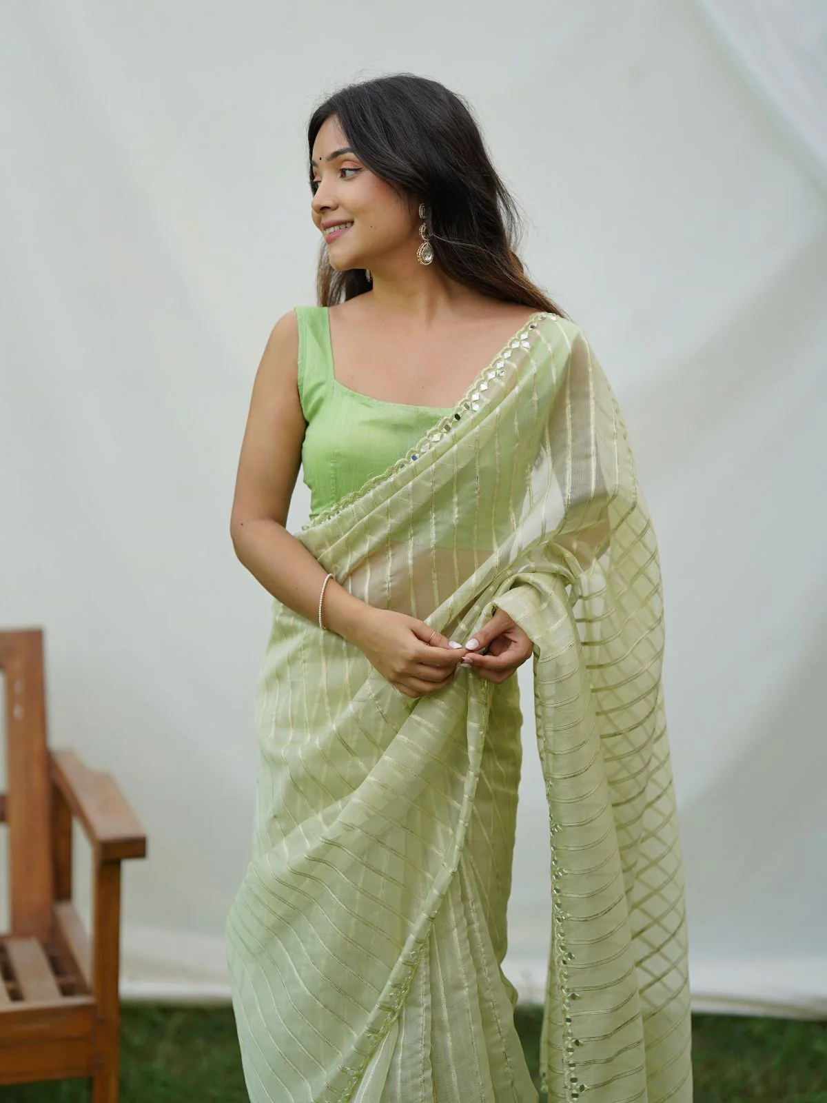 Odette Light Green Organza Mirror Work Saree With Unstitched Blouse For Women - Image 4