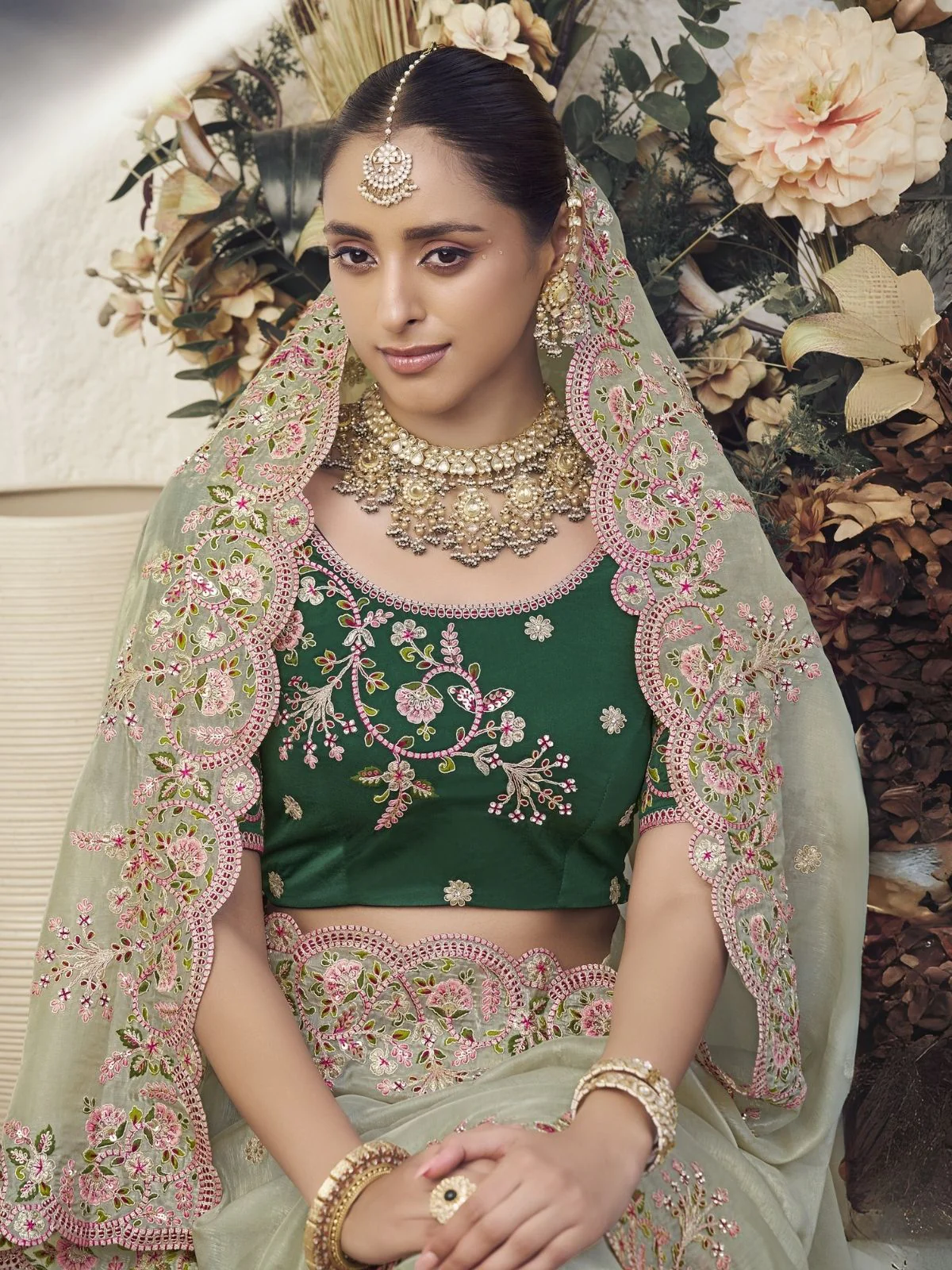 Odette Light Green Silk Blend Embroidered Saree With Unstitched Blouse For Women - Image 2