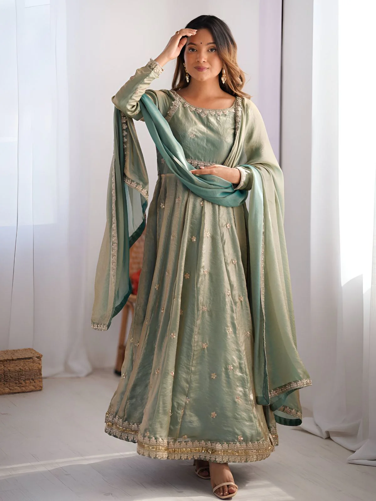 Odette Light Green Satin Silk Embroidered Kurta Set For Women - Image 2