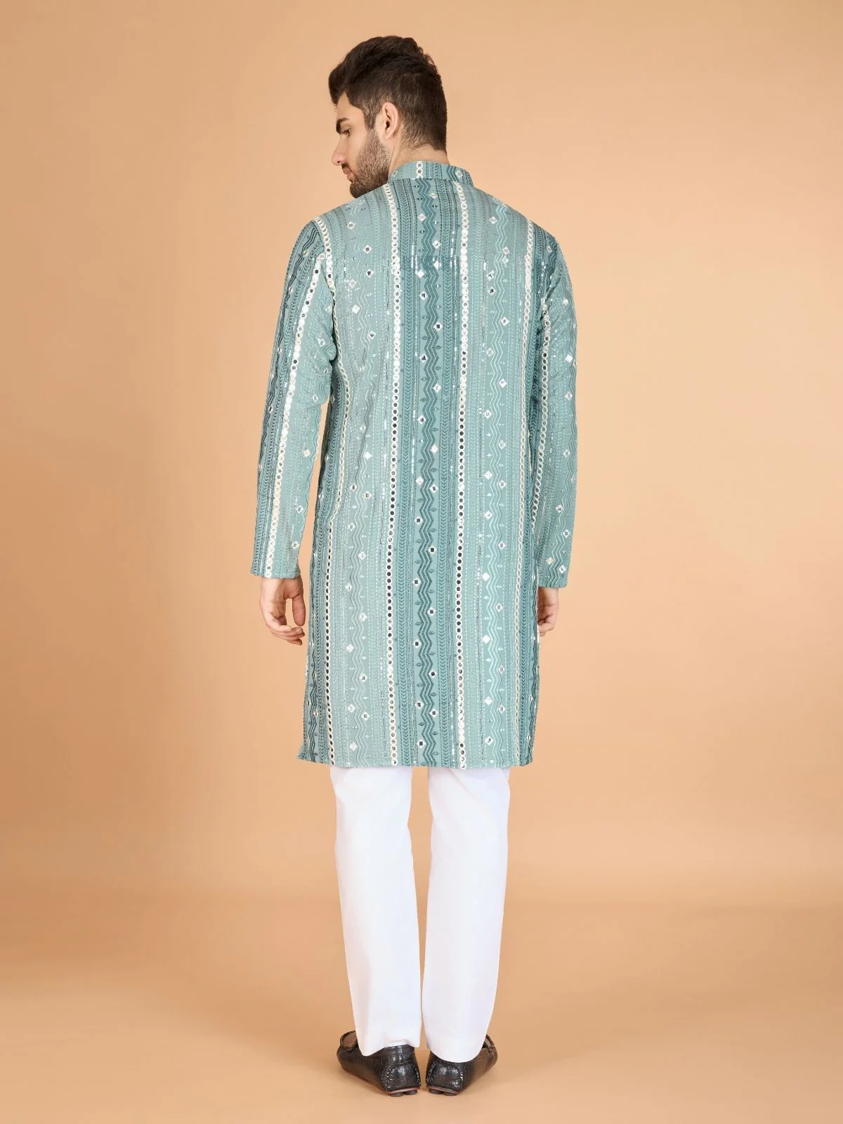 Odette Light Green Viscose Rayon Embroidered Stitched Kurta For Men - Image 3