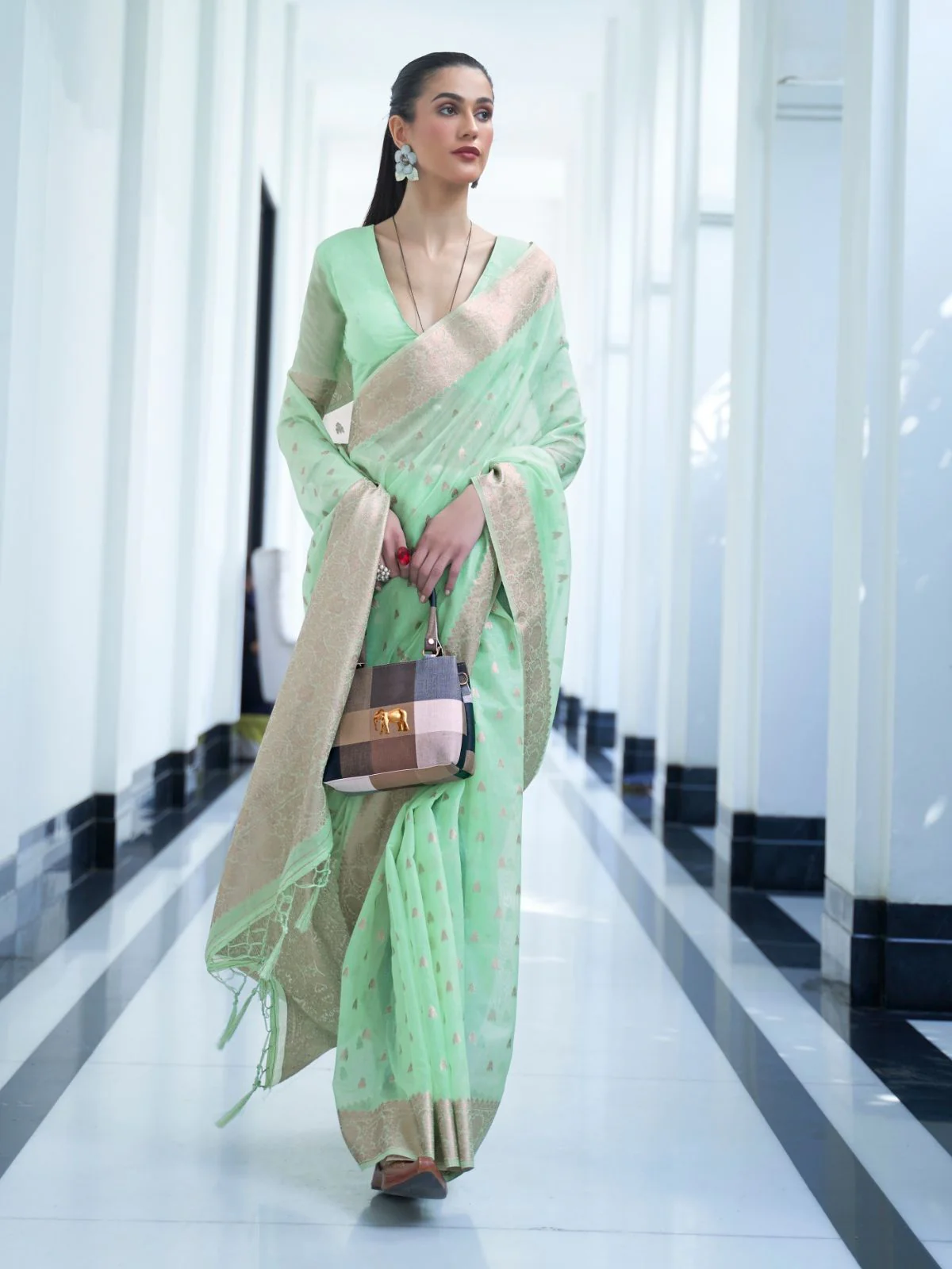 Odette Light Green Woven Design Silk Blend Saree With Unstitched Blouse For Women - Image 2