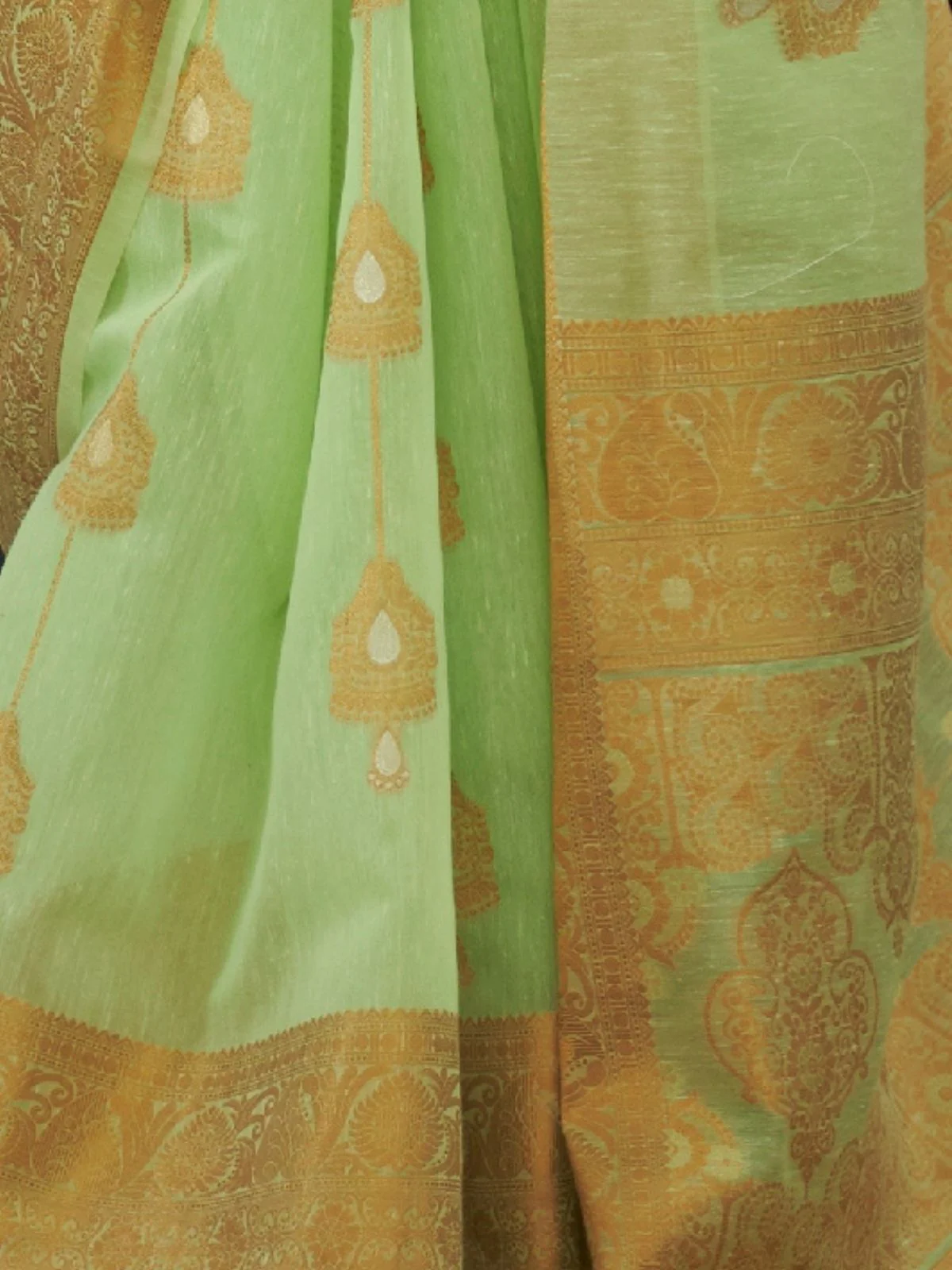 Odette Light Green Woven Design Linen Blend Saree With Unstitched Blouse For Women - Image 4