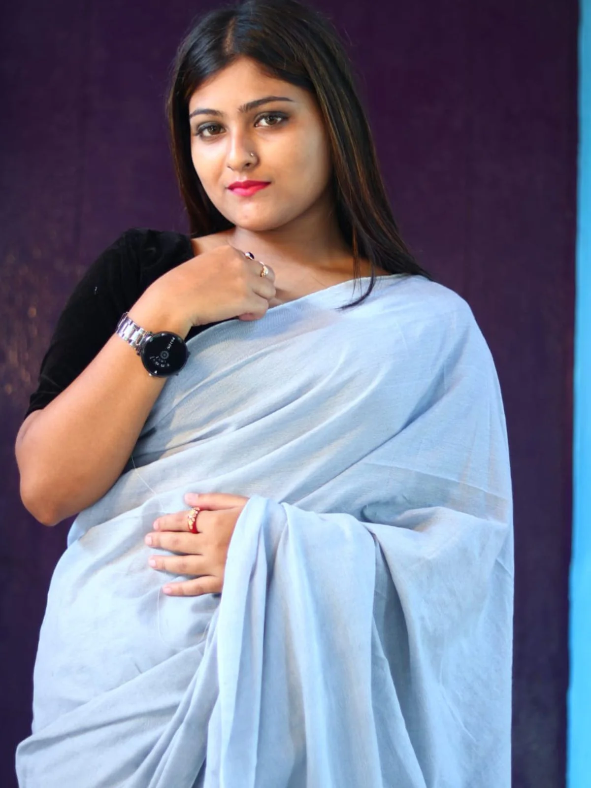 Odette Light Grey Cotton  Saree  With Unstitched Blouse for Women - Image 4