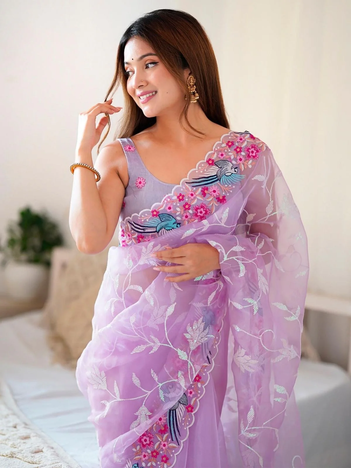 Odette Light Lavender Organza Embroidered Solid Saree For Women - Image 3