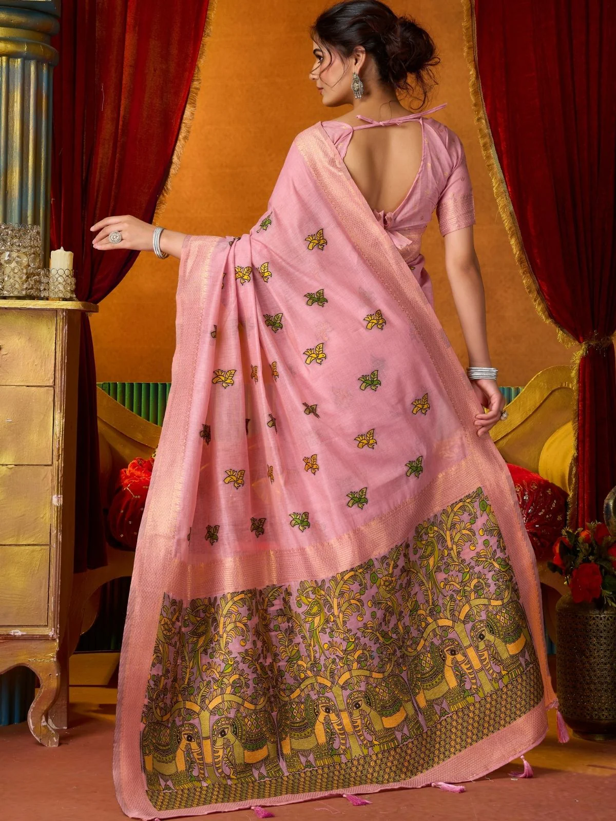Odette Light Pink Cotton Blend Printed Saree For Women - Image 4