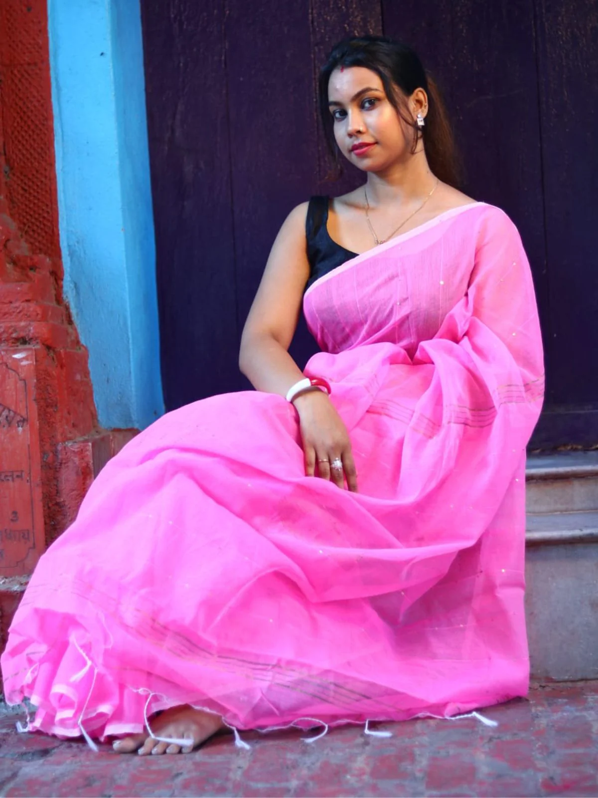 Odette Light Pink Cotton  Saree  With Unstitched Blouse for Women - Image 3