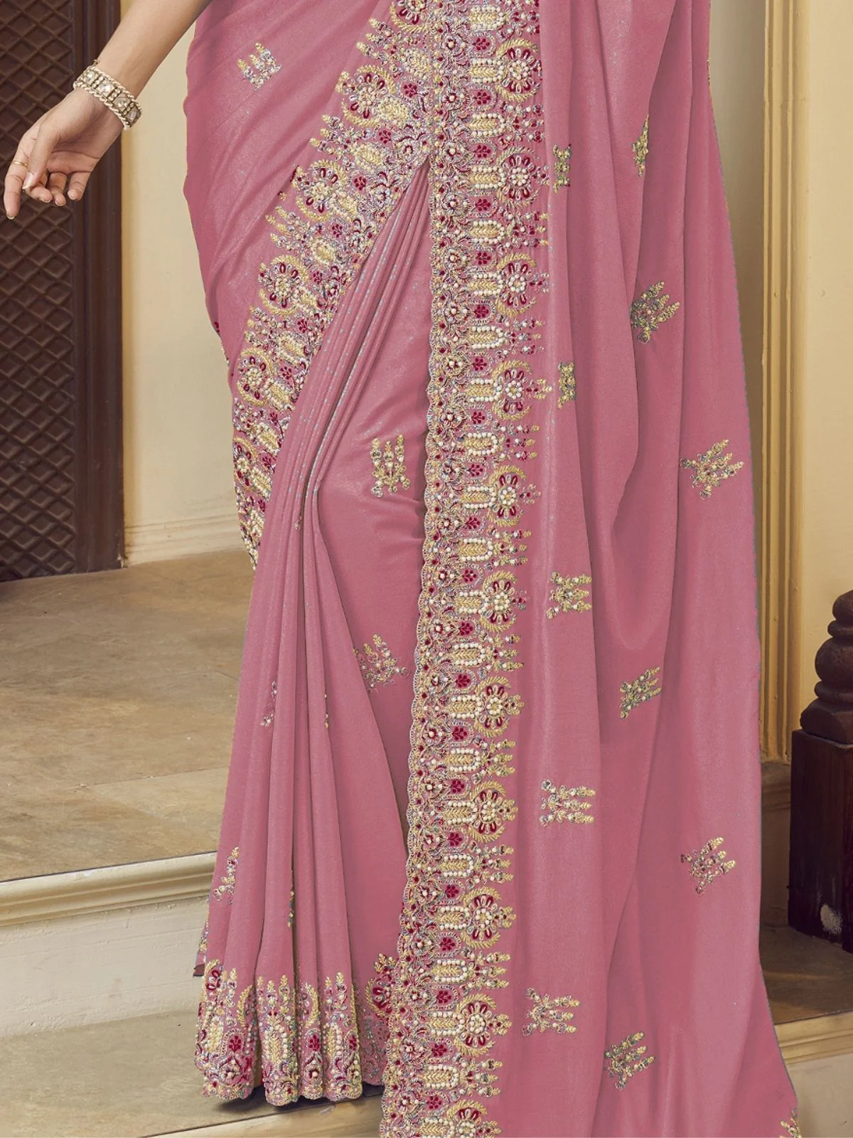 Odette Light Pink Georgette Embroidered Elegant Saree For Women - Image 2