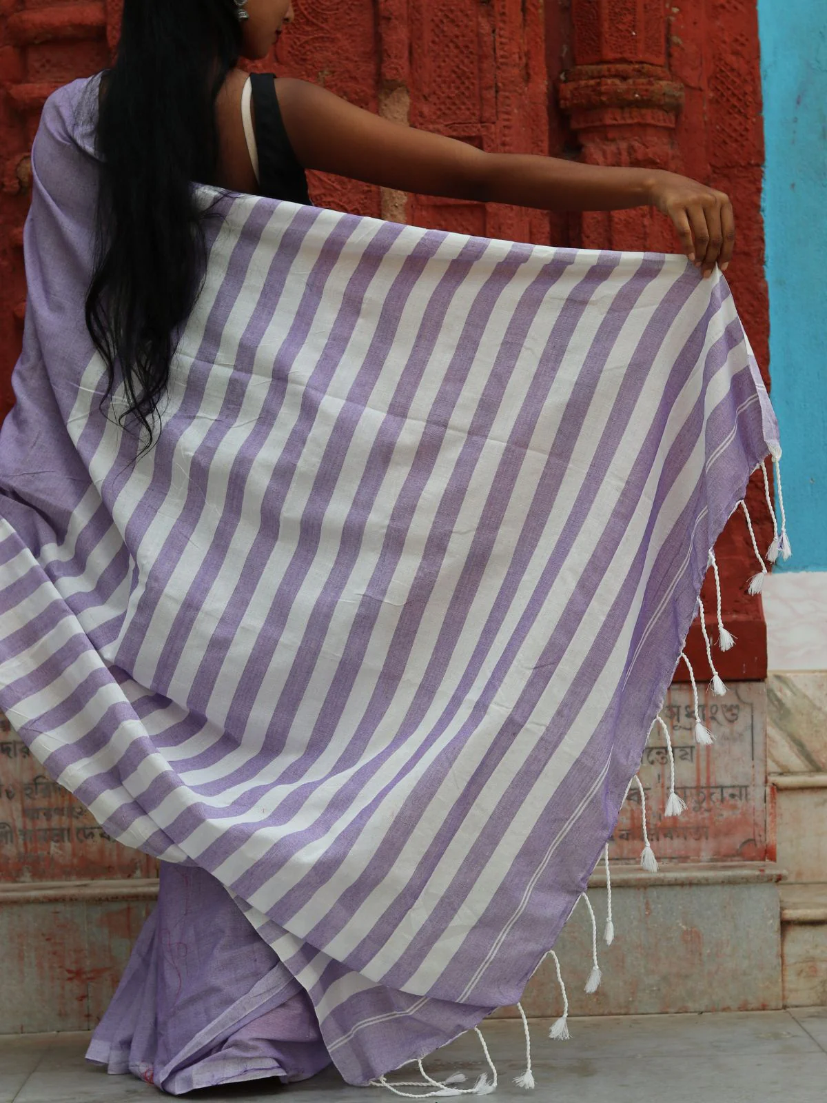 Odette Light Purple Cotton Saree With Unstitched Blouse for Women - Image 5