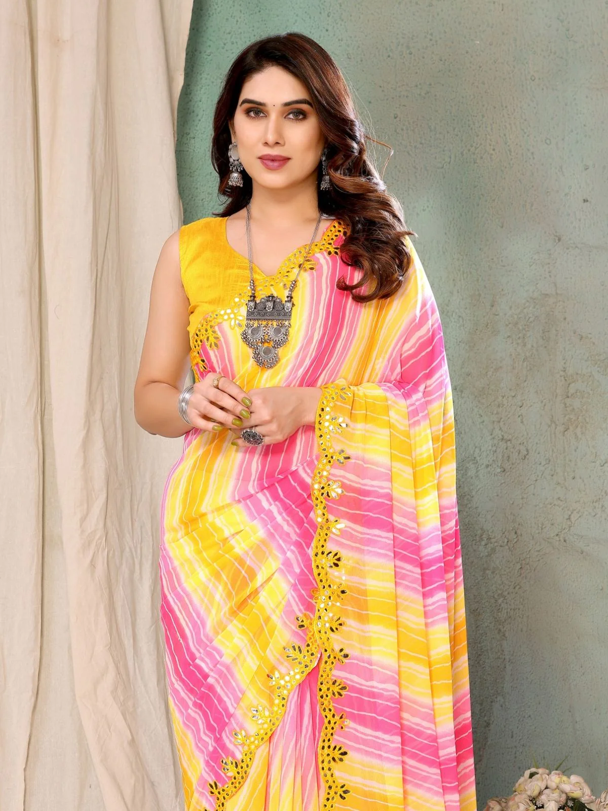 Odette Light Yellow Georgette Printed Saree For Women - Image 4