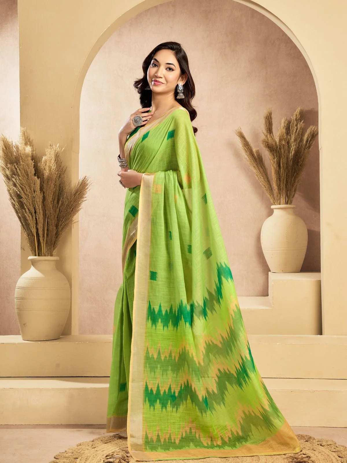 Odette Lime Green Cotton Linen Solid Saree For Women - Image 2