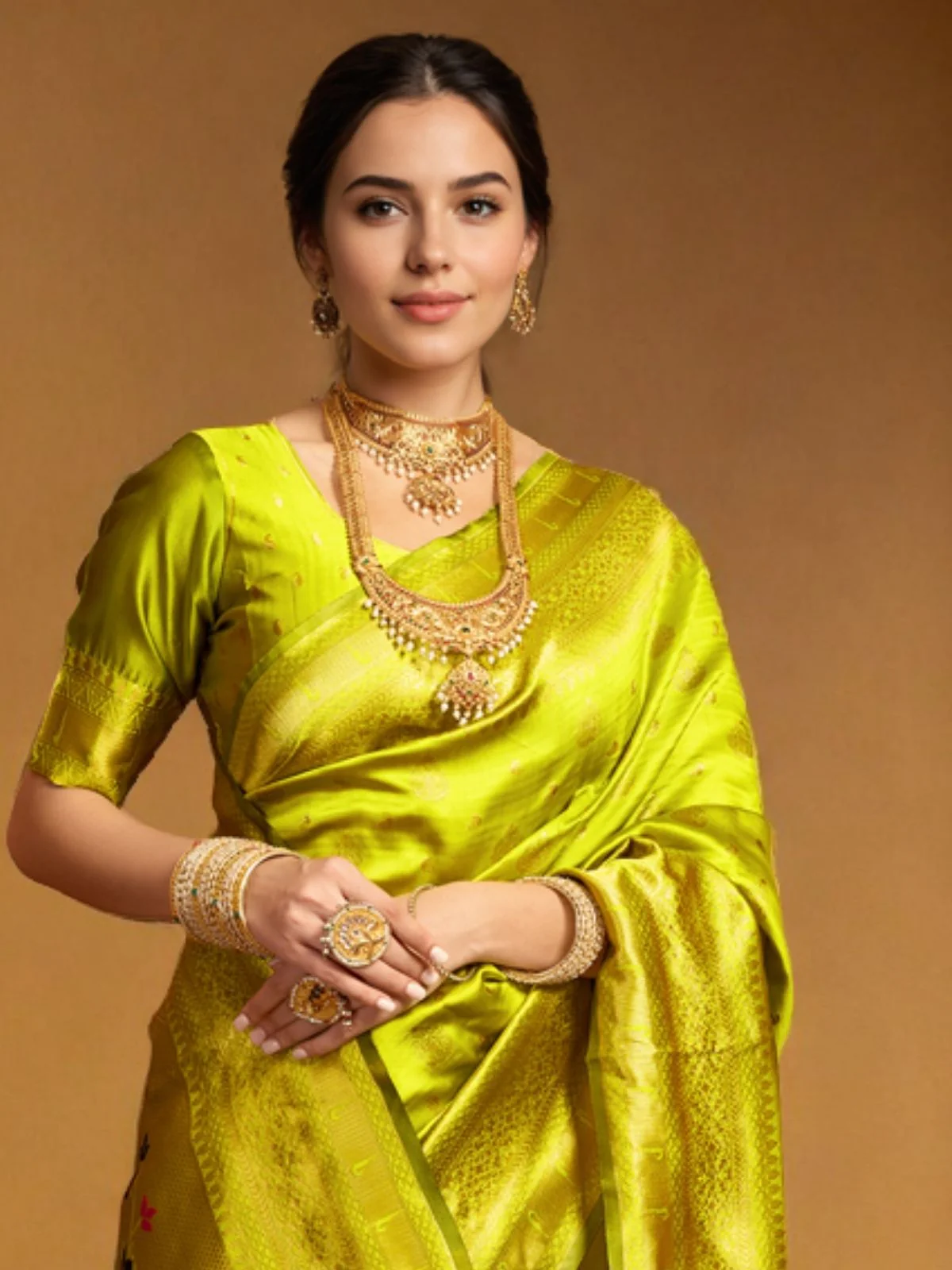 Odette Lime Green Silk Blend Woven Pithani Saree For Women - Image 4