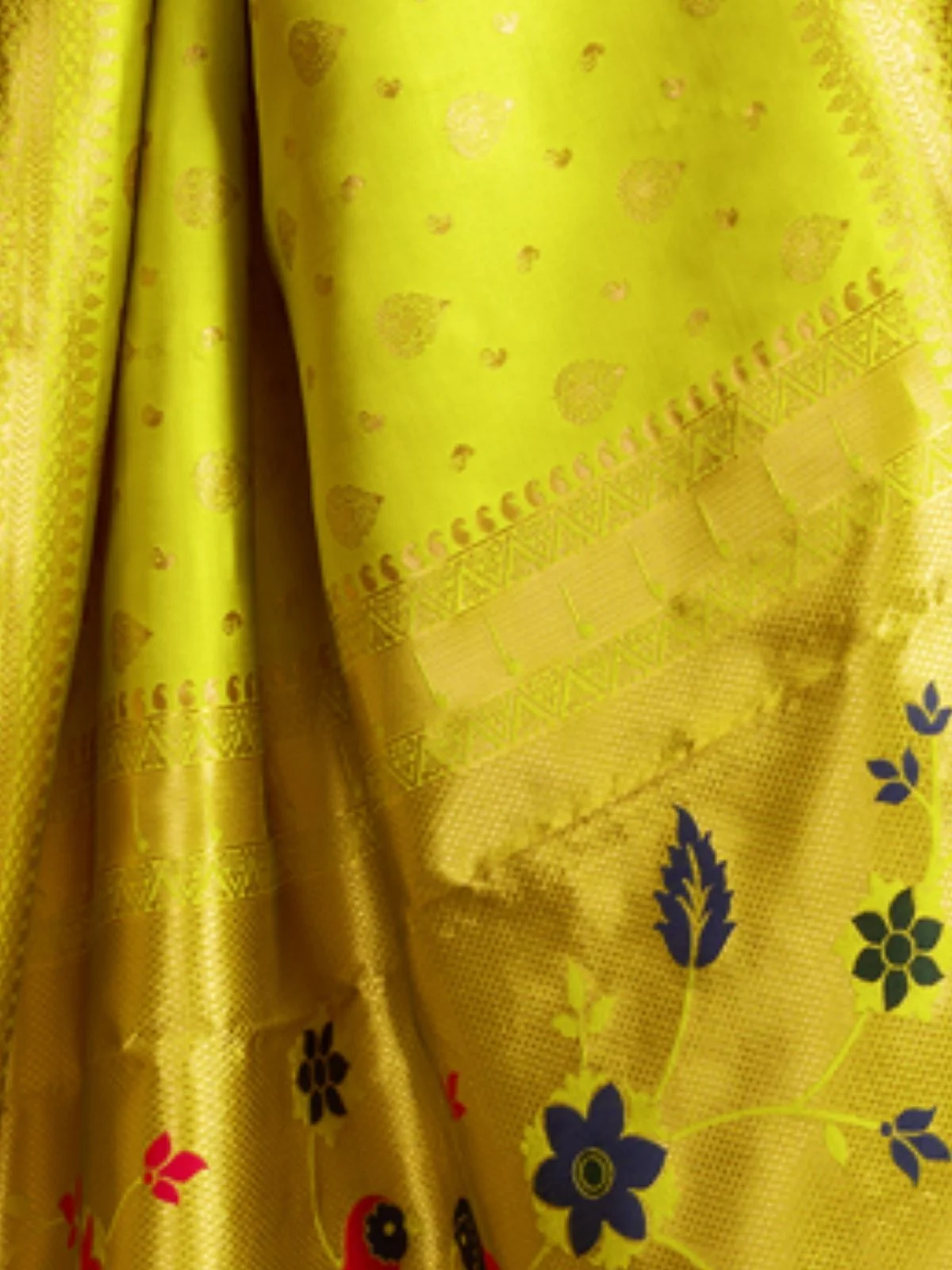 Odette Lime Green Silk Blend Woven Pithani Saree For Women - Image 5