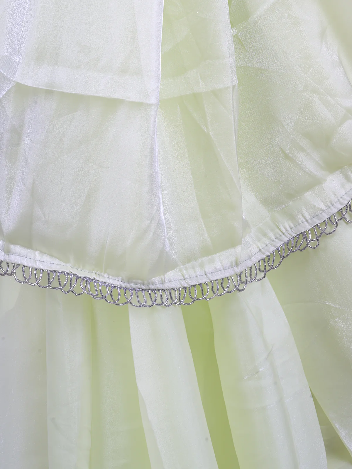 Odette Lime Green Silk Blend Woven Saree With Unstitched Blouse For Women - Image 5