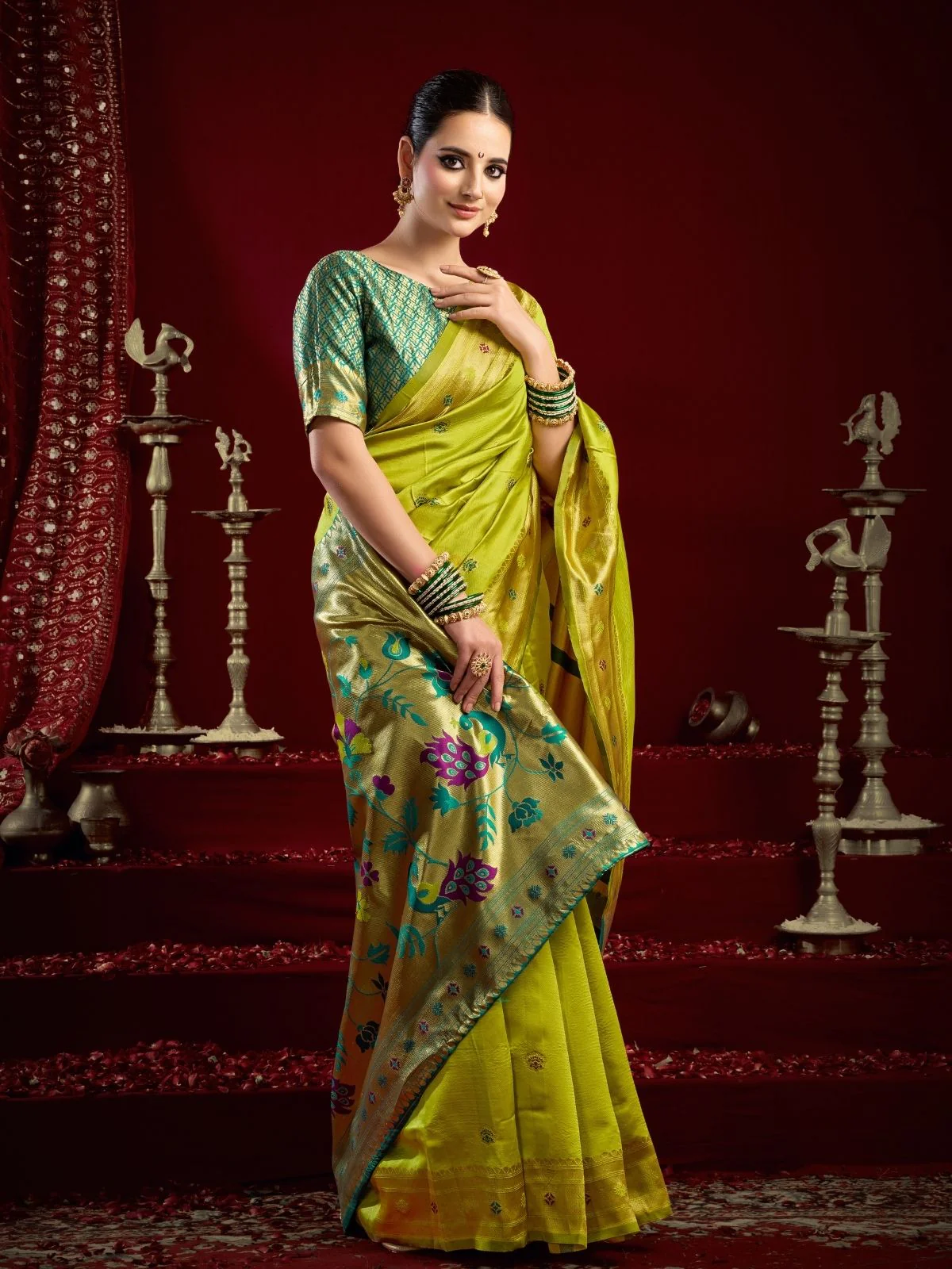 Odette Lime Green Silk Woven Paithani Saree For Women - Image 3