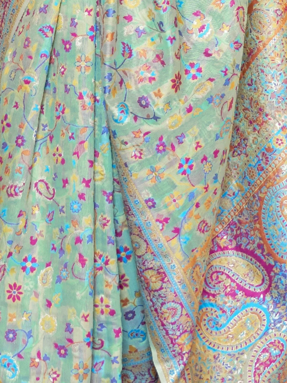 Odette Light Green Woven Silk Blend Saree With Unstitched Blouse For Women - Image 4