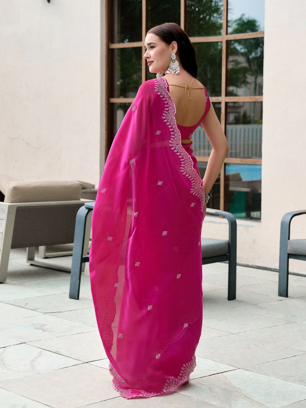 Odette Magenta Chiffon Embellished Saree For Women - Image 4