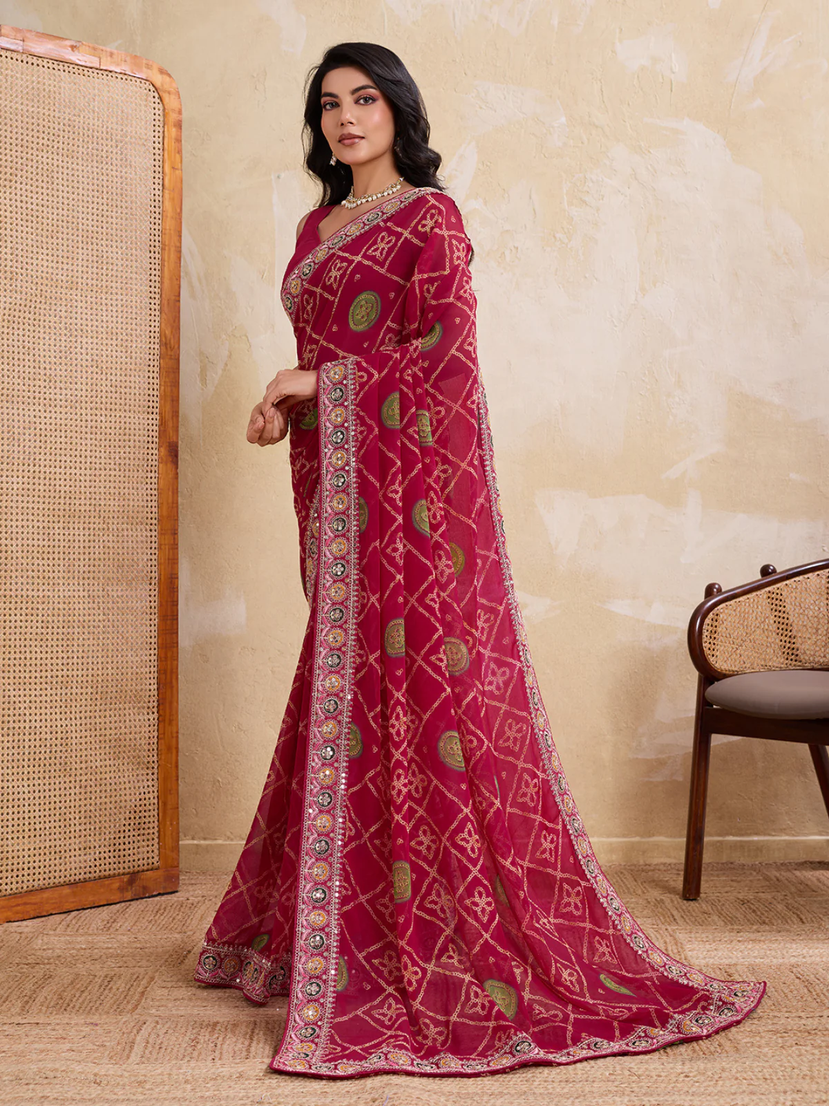 Odette Magenta Georgette Embroidered Saree For Women - Image 2