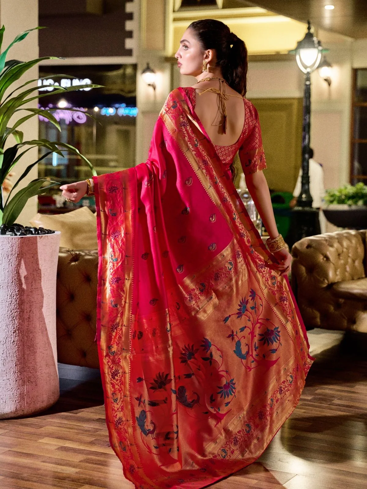 Odette Magenta Silk Woven Paithani Saree For Women - Image 3