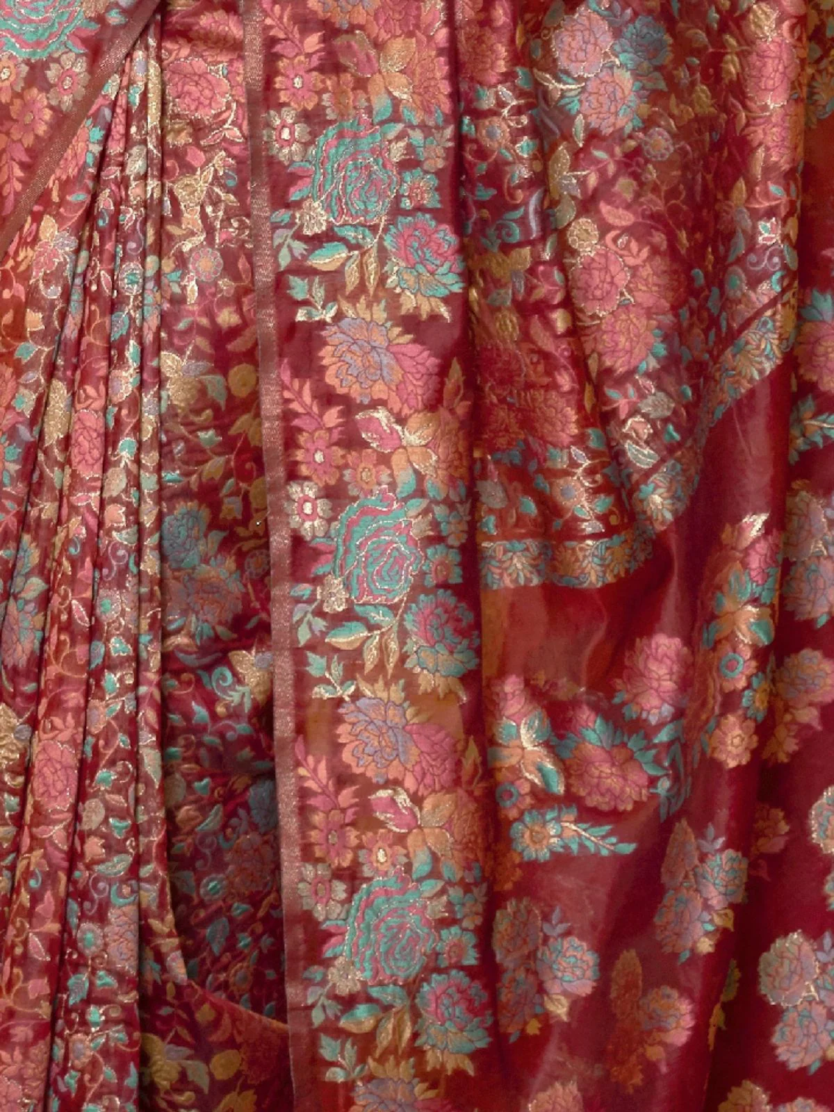 Odette Maroon And Pink Woven Design Silk Blend Saree With Unstitched Blouse For Women - Image 3