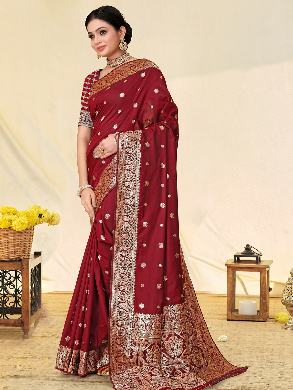 Odette Maroon Banarasi Woven Saree With Unstitched Blouse For Women - Image 3