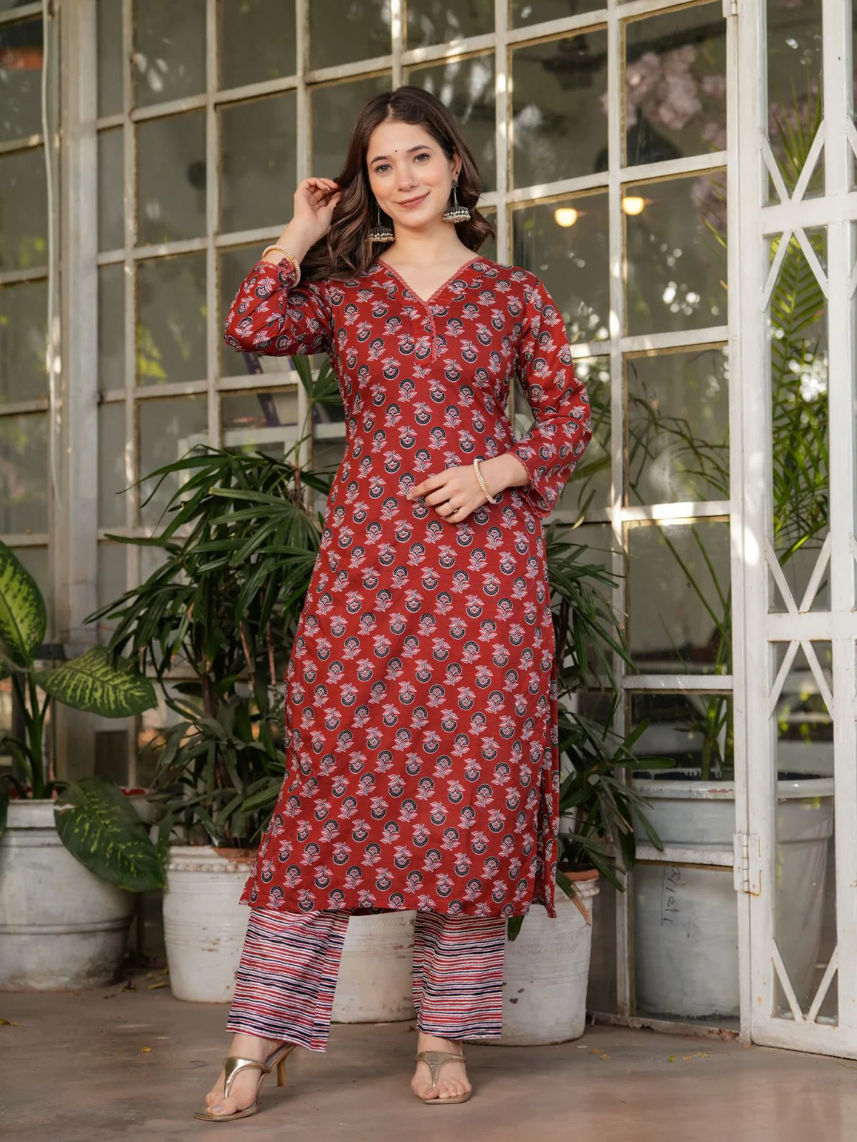 Odette Maroon Cotton Blend Printed Stitched KurtaÂ SetÂ ForÂ Women - Image 3