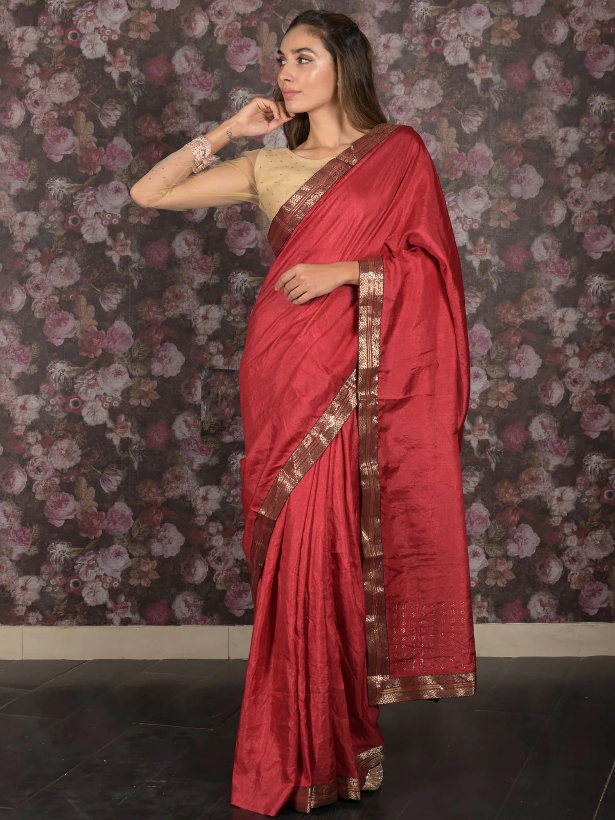 Odette Maroon Embellished Crepe Saree with Unstitched Blouse for Women - Image 2