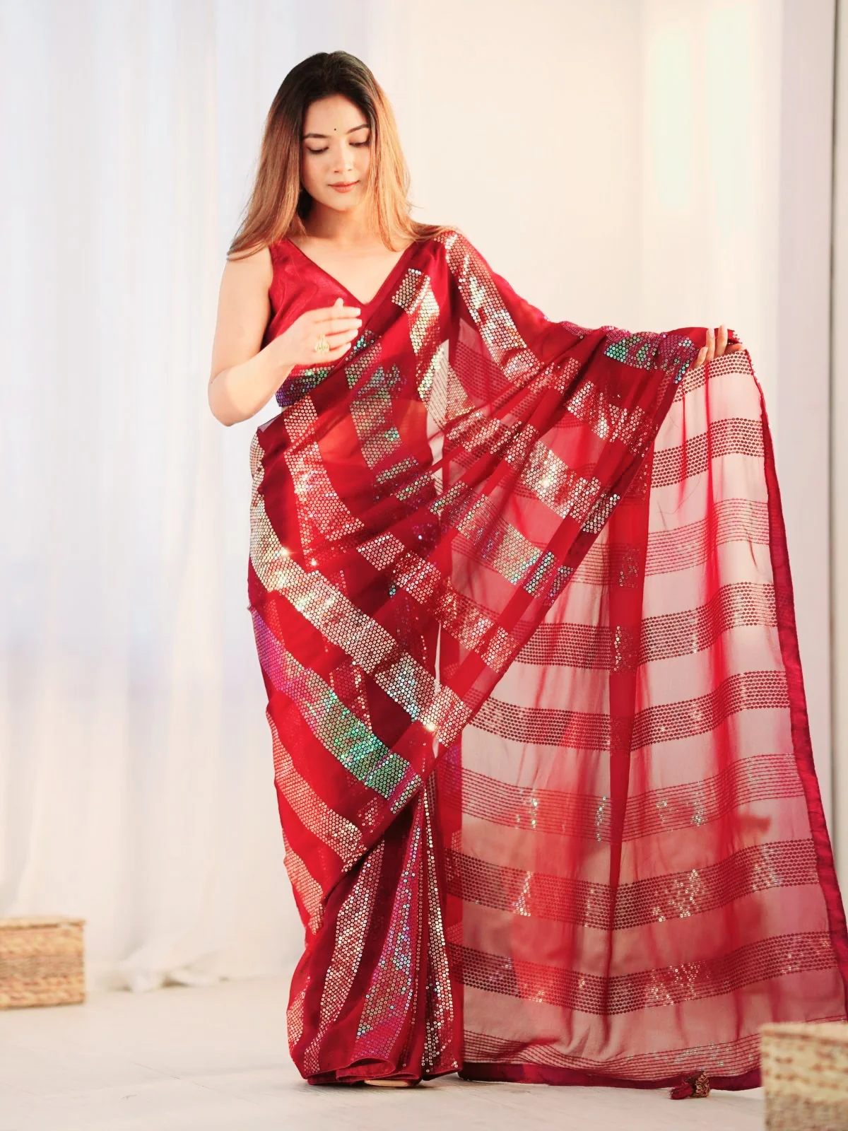 Odette Red Georgette Embellished Saree With Unstitched Blouse For Women - Image 2