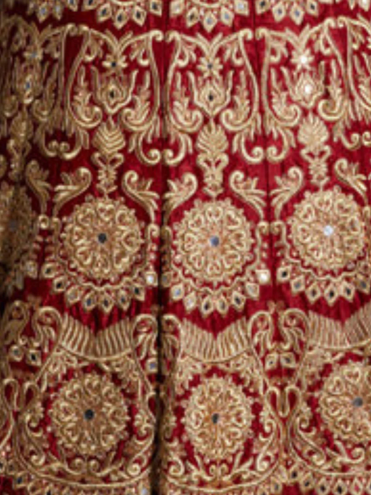 Odette Maroon Velvet Embroidered Semi-Stitched Lehenga With Unstitched Blouse For Women - Image 5
