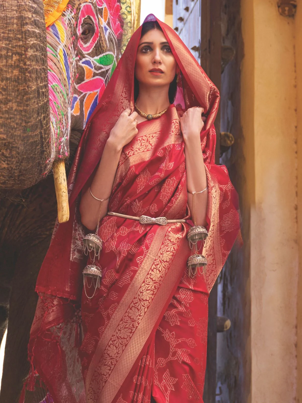 Odette Maroon Woven Design Silk Blend Saree With Unstitched Blouse For Women - Image 2