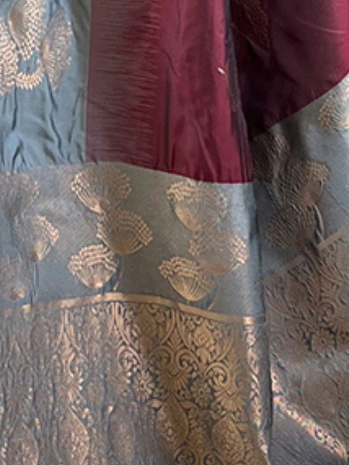 Odette Maroon Woven Design Soft Silk Saree With Unstitched Blouse For Women - Image 4