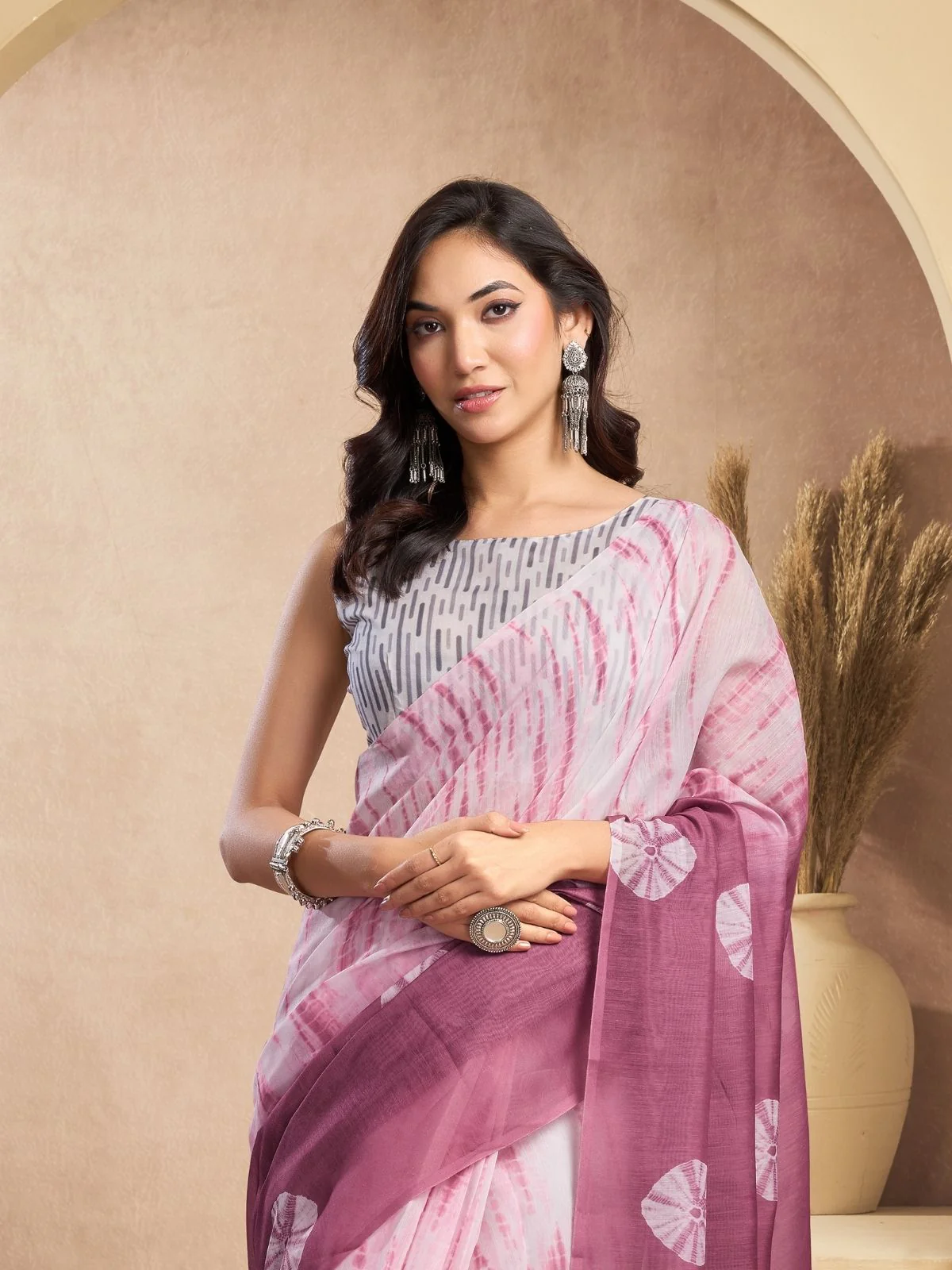 Odette Mauve And Light Pink Cotton Linen Zari Work Saree For Women - Image 5