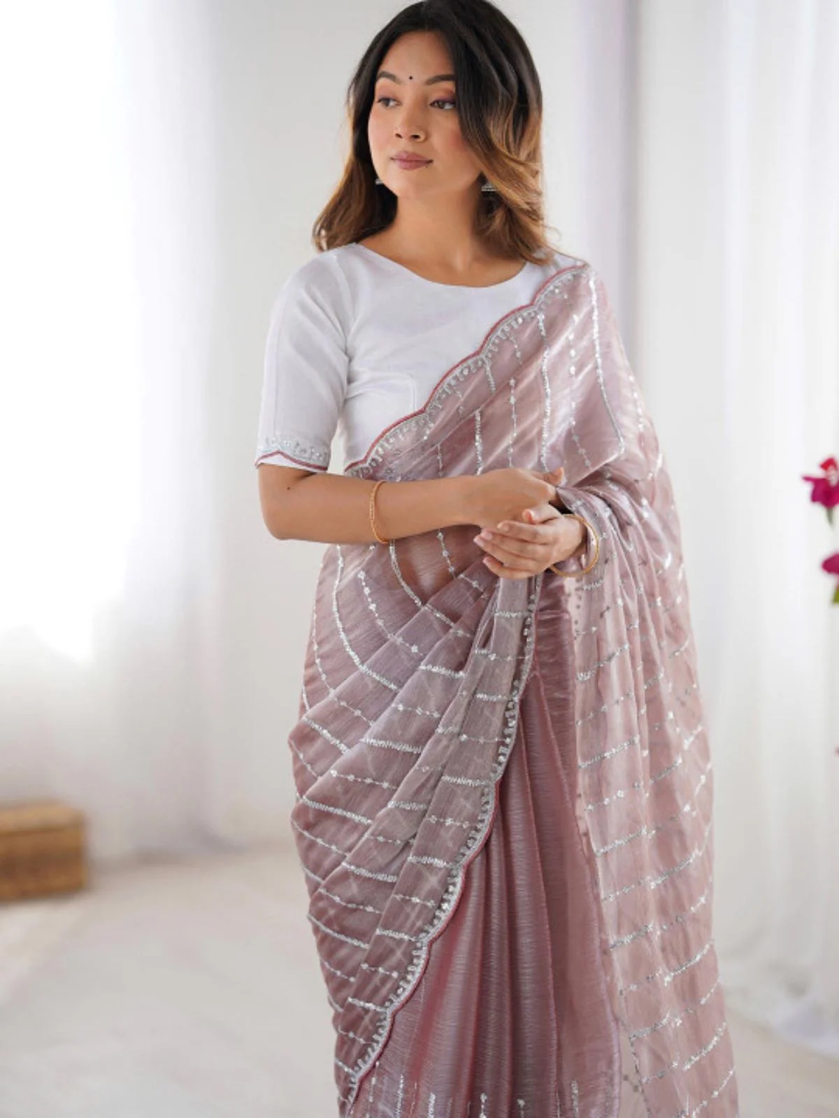 Odette Mauve Chiffon Embellished Solid Saree For Women - Image 4