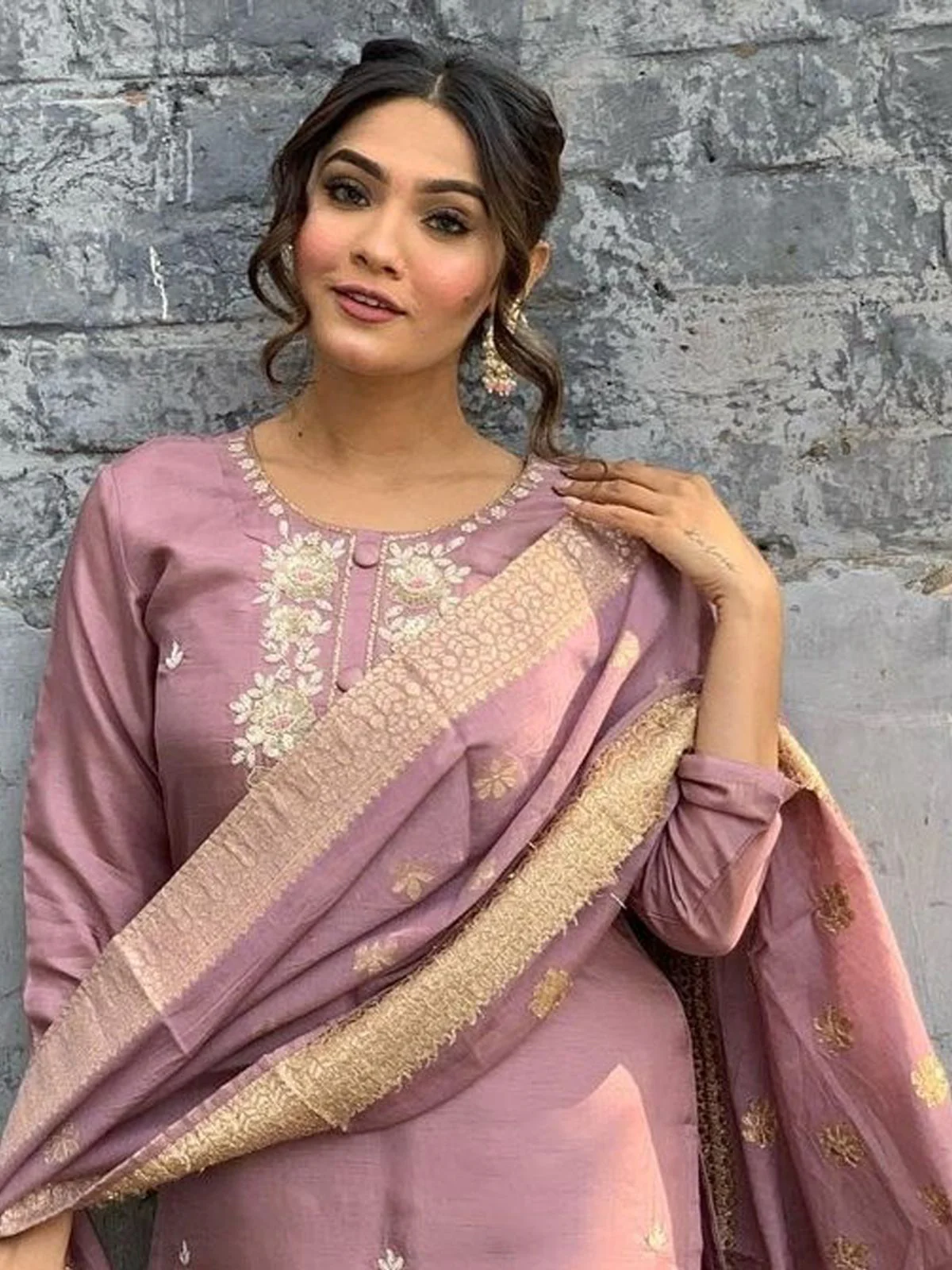 Odette Mauve Embroidered Viscose Silk Stitched Kurta Salwar Set For Women - Image 5