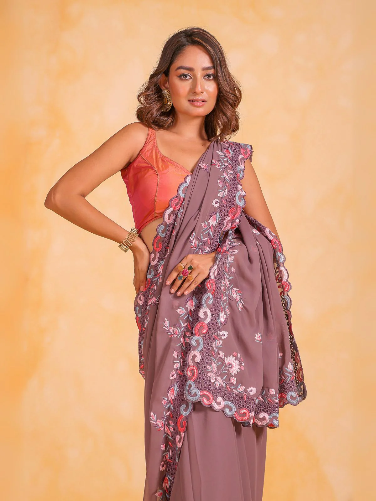 Odette Mauve Georgette Embroidered Saree With Unstitched Blouse For Women - Image 3