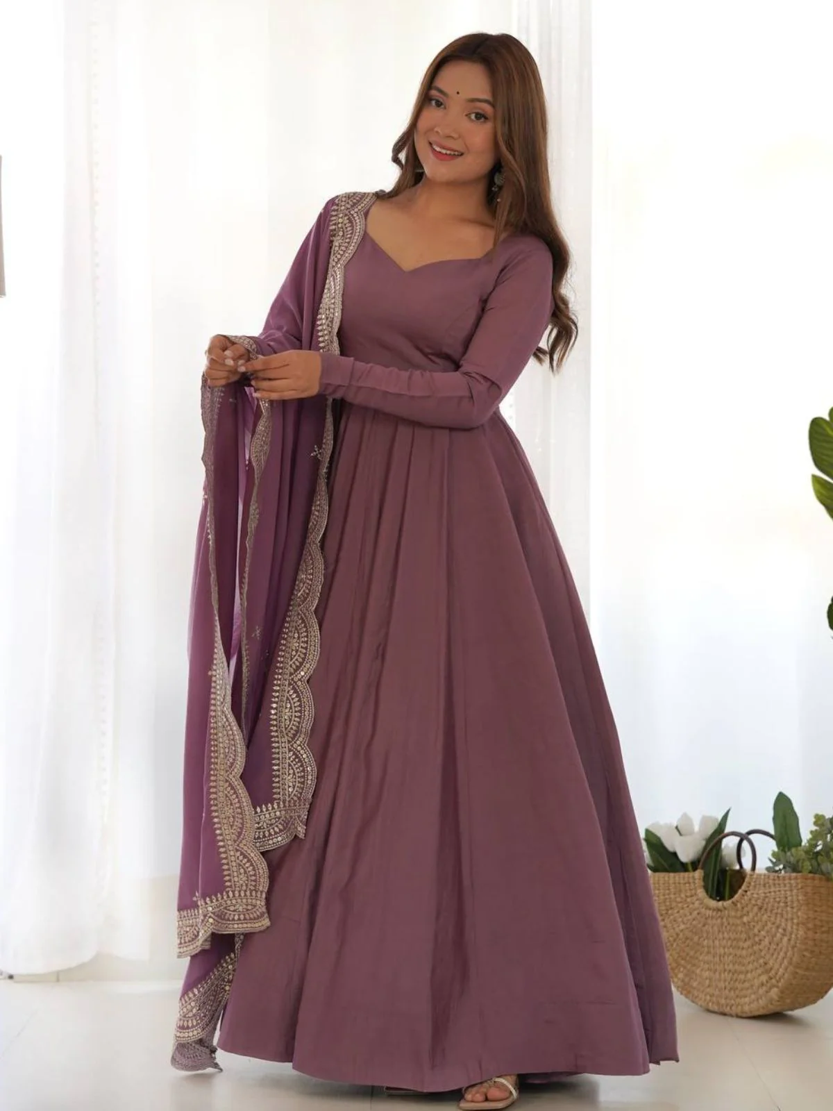 Odette Mauve Georgette Plain Kurta Set For Women