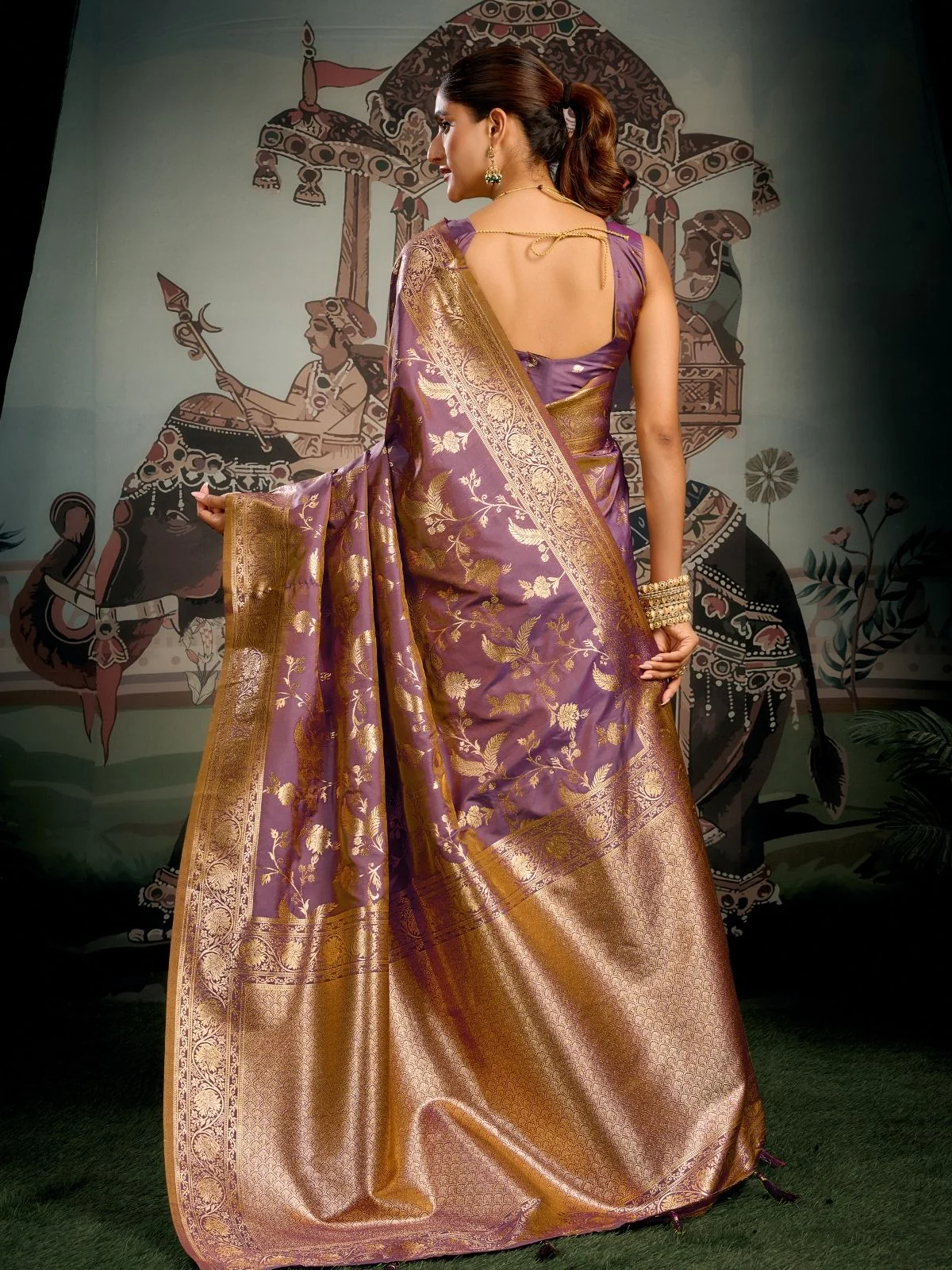 Odette Mauve Silk Blend Woven Saree For Women - Image 3